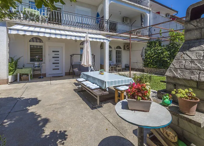 Apartman Hundefreundliches Nur 300 Meter Bis Zur Adria Mit Meerblick, Grill, Wifi