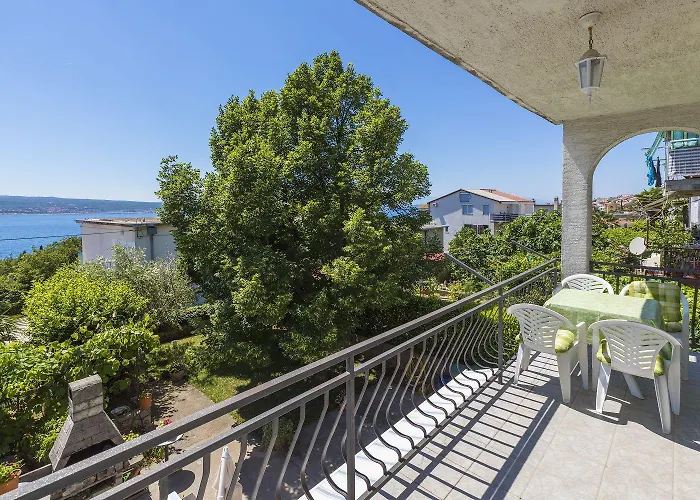 Apartment Hundefreundliches Nur 300 Meter Bis Zur Adria Mit Meerblick, Grill, Wifi